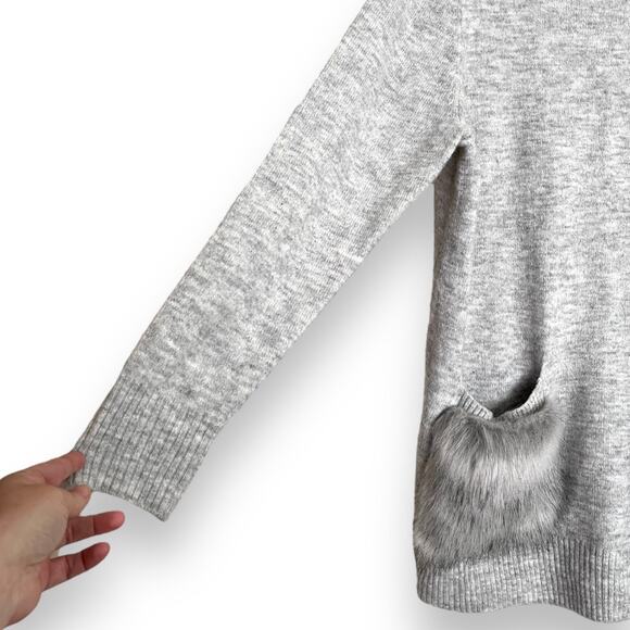 NWT Lane Bryant Marled Gray Tunic Sweater With Faux Fur Pockets Women's 14/16 - Picture 5 of 9